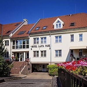 Accomodation PHAEYDE Hair Transplantation Clinic Budapest